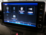 CD、DVD、Bluetooth、AM、FM、AUX、スマートフォン接続ができます。