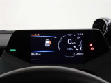 視点移動が少ないセンターメーター、ロングドライブも疲れません。