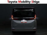 リヤのコンビネーションランプは後続車からも確認しやすいデザインです。