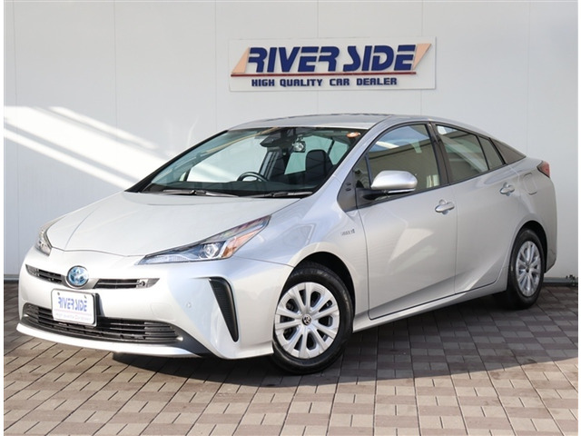 トヨタ プリウス 1.8 S