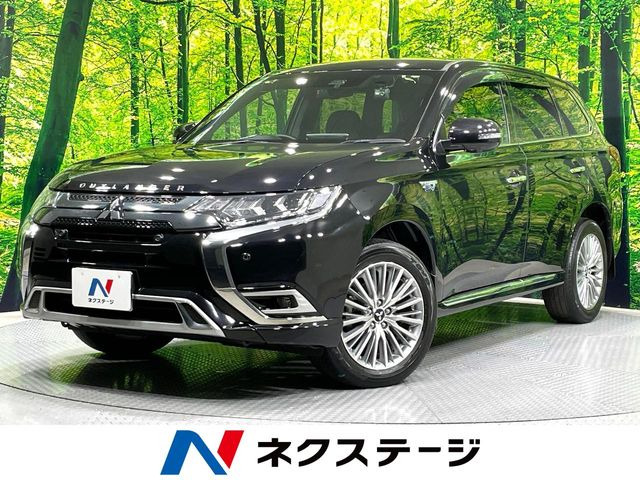 アウトランダーPHEV2.0 G プレミアムパッケージ 4WD