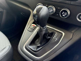 1.3L直列4気筒16バルブ直噴ガソリンターボエンジン。トランスミッションは全車高効率な電子制御7速AT(7EDC)を組み合わせる。