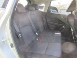後部座席も乗り心地良好◎掲載後すぐに販売が決まってしまう場合もございますのでご来店前にお電話でご予約を頂ければ幸いです。
