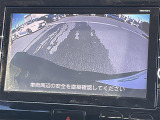 【バックモニター】後ろのカメラの映像をモニターに映し出すことができます!後方の見えない死角や、障害物との距離感をしっかり確認することができます!駐車が苦手な方におすすめです。