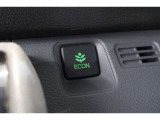 ECONスイッチの効果とあなたの運転で、クルマと力をあわせ「燃費向上=ガソリン代の節約=CO2 削減」のチャレンジをお楽しみください。