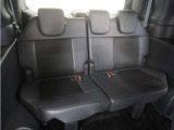 3列目シートもゆとりの設計!大人数のドライブもお任せ下さい!必要のない時は簡単に収納することも可能!使い勝手の幅が広がります!