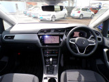 ゴルフトゥーラン TSI コンフォートライン 
