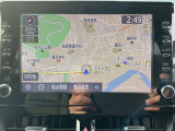 純正のナビになります。
