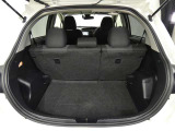ラッゲージスペースもしっかり確保。買い物の荷物もばっちり積み込むことができますよ♪