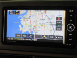 ダイハツ純正ナビゲーション付きです。