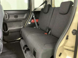 ゆとりある広々とした車内空間は、ドライブを始め買い物やレジャーなど、幅広く活躍します。一人でもみんなとでもお出かけを楽しみましょう!