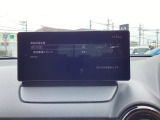 約15km/h以上で走行中カメラと遠くまで検知できるミリ波レーダーで先行車を捕捉。衝突の危険があると判断すると音と表示で警告、さらにはブレーキを制御し衝突の回避をサポート