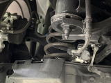 お車を安心してお乗りいただく為には、足回りの定期点検が欠かせません。サービスサポート(有償保証)では無料点検もご提供しており、安心のカーライフをお過ごしいただけるサポート体制が整っています。