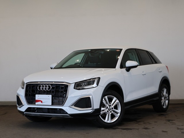 Q2 35 TFSI アドバンスド 