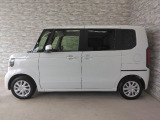 オプションになりますが、ボディーコーティングもご用意しております。新車の輝きに近づき、洗車などのお手入れも楽になりますよ。
