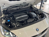 【ご納車前点検】BMW認定中古車は100項目の箇所を徹底的にチェック致します。機械的な箇所や電気系、コンピューターなどをご納車前に点検し、交換基準に達した部品は全て新品に修理返品した後にご納車致します。