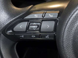 ステアリングスイッチ装備!運転しながら手元でオーディオの操作などができます。