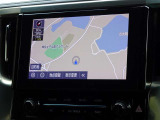 何処へでも行きたい場所へ、安心のトヨタ純正メモリーナビを装備しています。