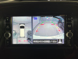 【アラウンドビューモニター】専用のカメラにより、上から見下ろしたような視点で360度クルマの周囲を確認することができます☆死角部分も確認しやすく、狭い場所での切り返しや駐車もスムーズに行えます。