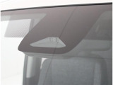 TOYOTA SAFETY SENSEは道路状況、車両状態、天候状態及びドライバーの操作状況などによっては、作動しない場所があります。あくまで運転補助機能です。