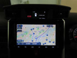 トヨタ純正ナビ装備!地図描写は文字も道もクリアで見やすく、滑らかに表示します。これさえあればもう道に迷わないですみますね♪フルセグで地上波デジタル放送TVもバッチリ綺麗に見れちゃいます♪