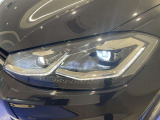 少ない消費電力でクリアな視界を確保するLEDヘッドライトです!