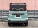 軽自動車で人気のサイズ感。使い勝手の良さが後押しし、人気車種となっております。必要装備も十分揃っているのではないでしょうか??