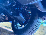 お車を安心してお乗りいただく為には、足回りの定期点検が欠かせません。サービスサポート(有償保証)では無料点検もご提供しており、安心のカーライフをお過ごしいただけるサポート体制が整っています。