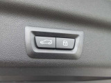 ボタン一つでリアゲートの開閉が可能です。