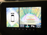 【全方位モニター用カメラ】専用のカメラにより、上から見下ろしたような視点で360度クルマの周囲を確認することができます☆死角部分も確認しやすく、狭い場所での切り返しや駐車もスムーズに行えます。