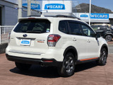 フォレスター 2.0 エックスブレイク 4WD 