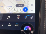 シートエアコン付です。シートを暖めたり冷やしたりできる、快適装備の一つ。 暑い夏もシートが冷える冬も快適にドライブが楽しめそうですね。