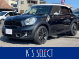 とてもモダンで可愛らしいMINIクロスオーバー!乗り心地もグッドです!