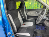運転席シート廻りは使用感も少なく、良好な状態となっています。前オーナー様が丁寧に使っていたことがよくわかりますね。