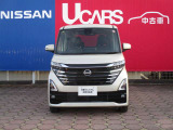 夜間の運転も明るく安心のLEDヘッドライトとフォグランプ装備☆
