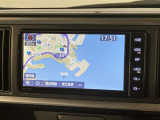 いまや必須装備「ナビゲーション」搭載!知らない場所にスイスイッとドライブ。もう、これなしではハンドルを握れませんね!でも運転中の操作は危険ですのでご注意ですね☆