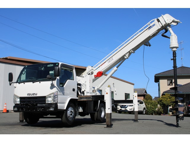 エルフ  穴掘建柱車 アイチ D50A