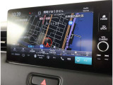 純正ナビを装備。タッチパネル式で使いやすく、お出かけもラクラクです。