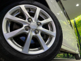 【純正14インチアルミホイール】外観にマッチした純正アルミホイールを装着しております。各種社外アルミホイールや、スタッドレスタイヤも取扱いしております。是非ご相談ください♪