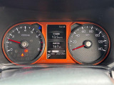 【スピードメーター】メーターがシンプルで見やすく運転しやすいですね!