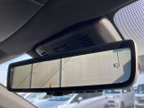 電子インナーミラーが鮮明に後方を映し出します♪