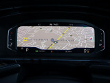 厳格な専門教育を受け、フォルクスワーゲン車をケアし続けて培った豊富な知識と専門機器を使いこなす熟練の技術をもとに、あなたのクルマを的確に診断してベストコンディションに仕上げます。