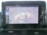純正ナビで、初めての道や遠出でも安心、もちろんCDプレーヤー搭載なので、好きな音楽を聴きながら楽しいドライブを♪