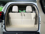 【パワーバックドア】スマートキーや運転席のボタンを押すだけでリアゲートが自動で開閉します!荷物を持っている時や、高い位置にあるバックドアを閉める際に便利な機能です♪