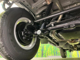 お車を安心してお乗りいただく為には、足回りの定期点検が欠かせません。サービスサポート(有償保証)では無料点検もご提供しており、安心のカーライフをお過ごしいただけるサポート体制が整っています。