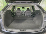 後席を格納すると、これだけの広さが!シーンに合わせたシートアレンジで、大きな荷物も積むことが出来ます♪
