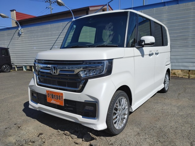 N-BOXカスタム L ターボ 4WD 