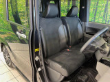 運転席シート廻りは使用感も少なく、良好な状態となっています。丁寧に使われていたことがよくわかりますね。