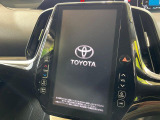 【メーカー純正ナビ】インテリアに溶け込むスタイリッシュな「専用設計」メーカーナビを装備♪視認性や操作性など基本性能にも優れ、より上質なカーライフをお楽しみいただけます。
