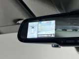バックミラーにアラウンドビューモニターの表示も可能です!